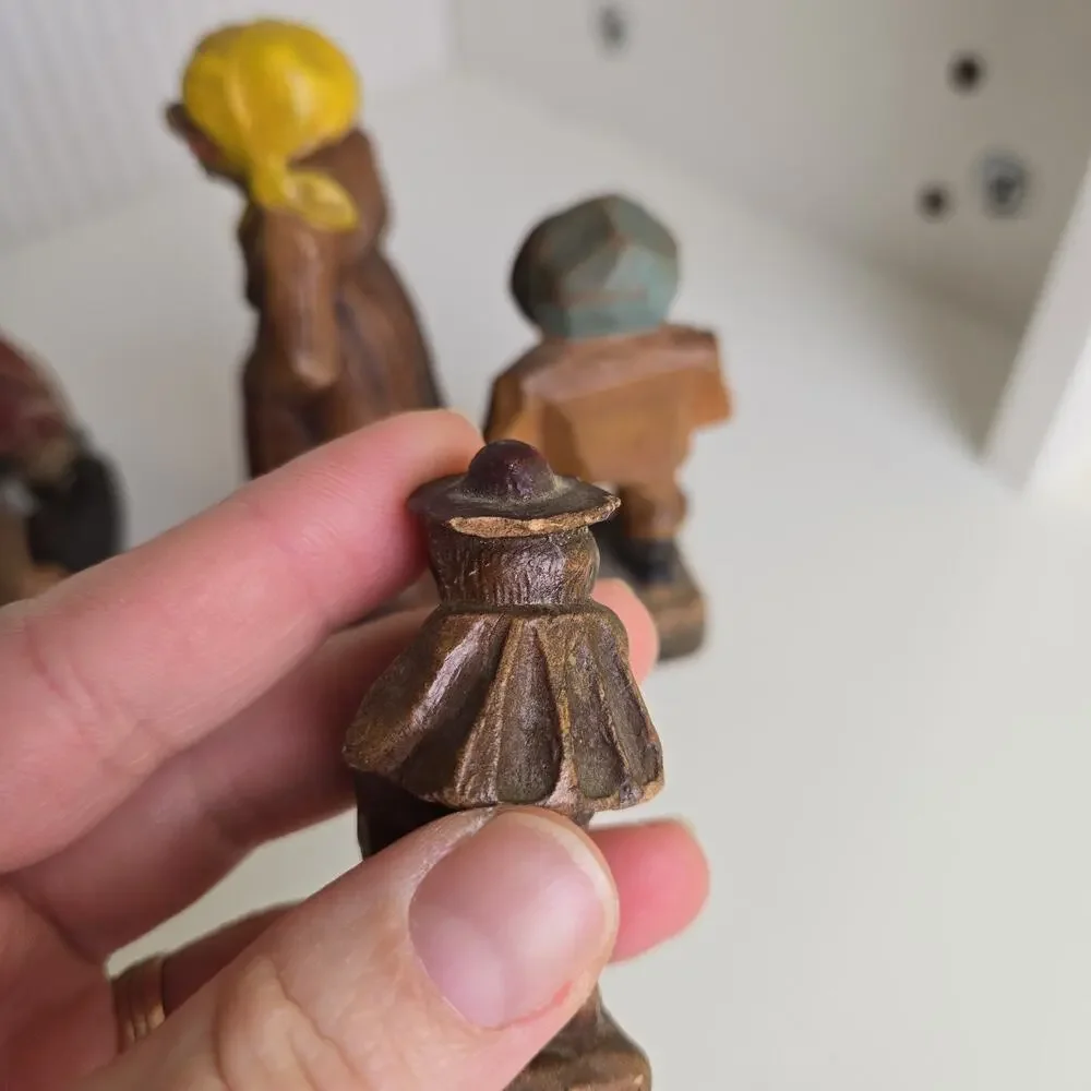 Vintage‎ European Folk Art Wood Carved Figures People Lot Of 5